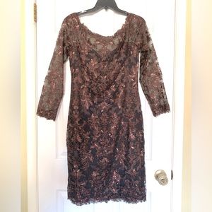 Tadashi Shoji Off Shoulder Copper/Black Floral Embroidery. Stretch 12 NWT
